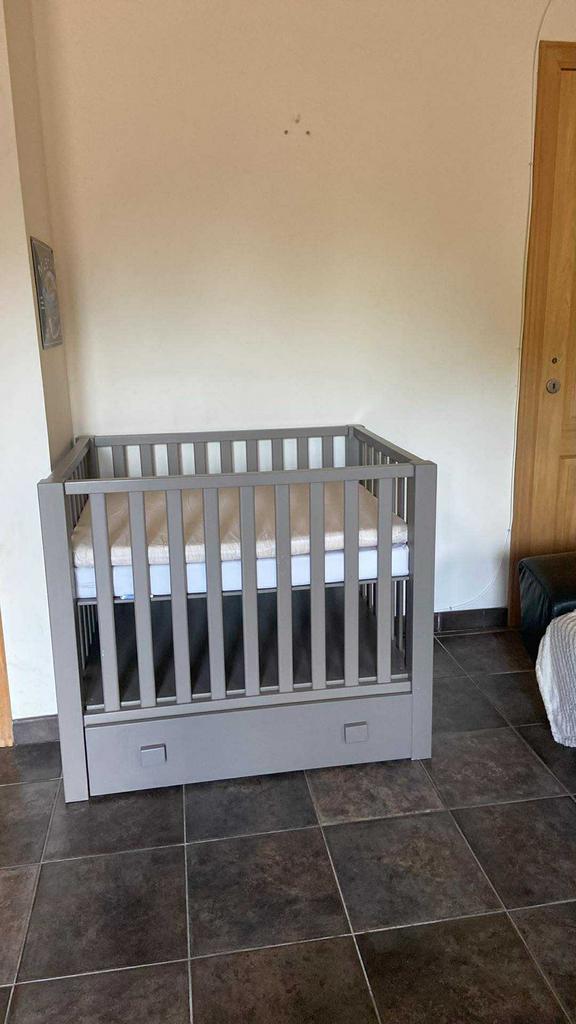 Een babypark, Ophalen, Zo goed als nieuw