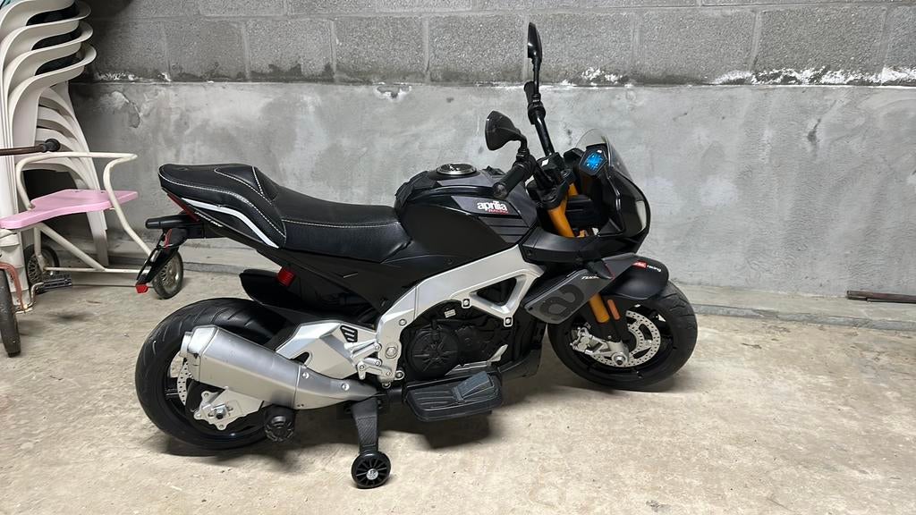 12V kindermoto (2,5j) Aprilia, Ophalen, Gereviseerd