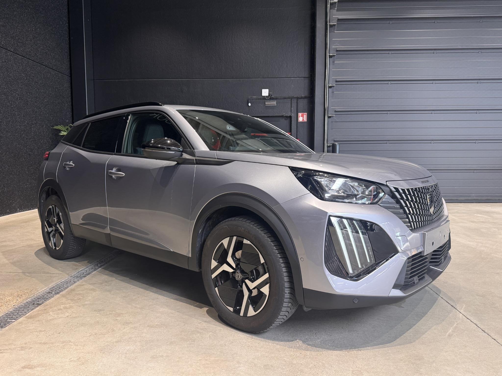 Peugeot 2008 1.2 Puretech 96kW S&S EAT8 Allure, Auto's, Stof, Gebruikt, 1338 kg, Automatische klimaatregeling