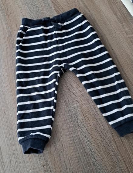 Zara zachte gestreepte broek 86, Kinderen en Baby's, Broekje, Jongetje of Meisje, Ophalen of Verzenden, Zo goed als nieuw