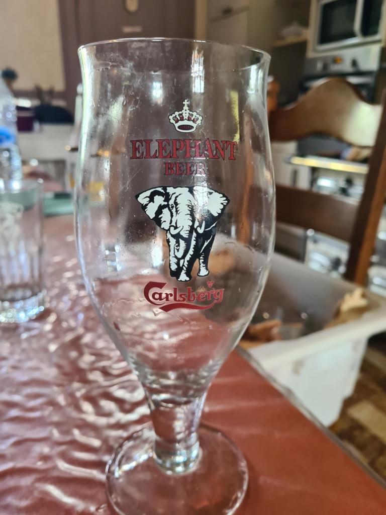 Verre Éléphant