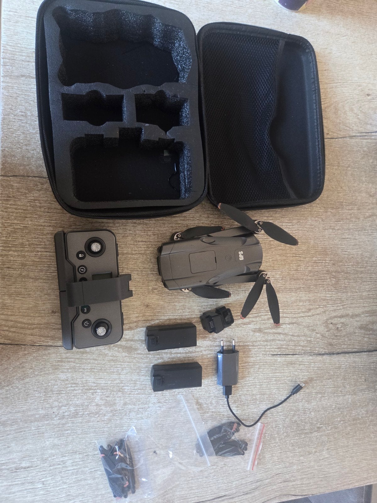 Te koop SKYNORE AIR+ ongeveer 2 maand oud, Ophalen