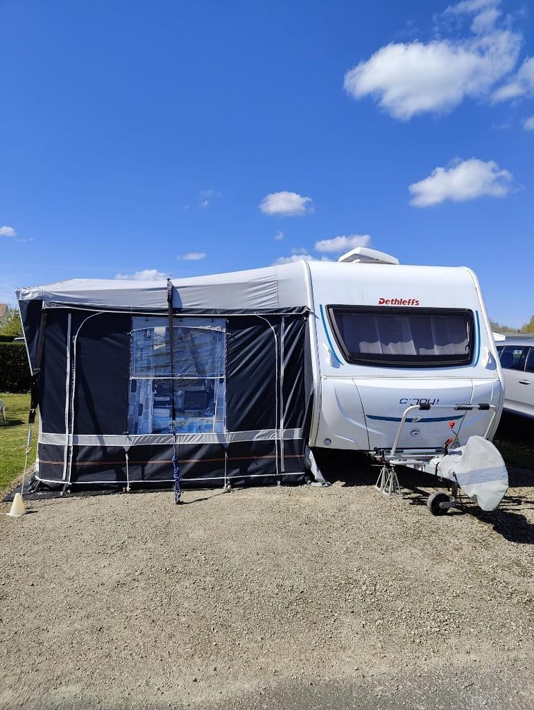 Dethleffs caravan + voortent+kooktent, Caravans en Kamperen, Caravans, 2 aparte bedden, Particulier, Standaardzit, Ringverwarming