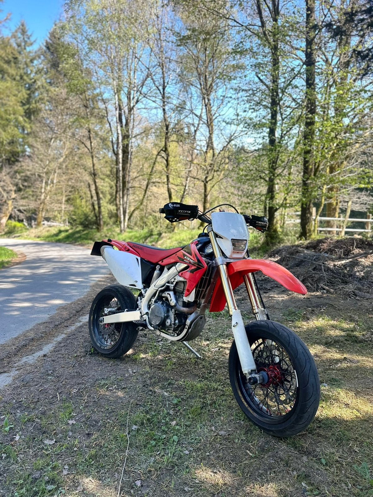 Honda HM450X, Motoren, Particulier