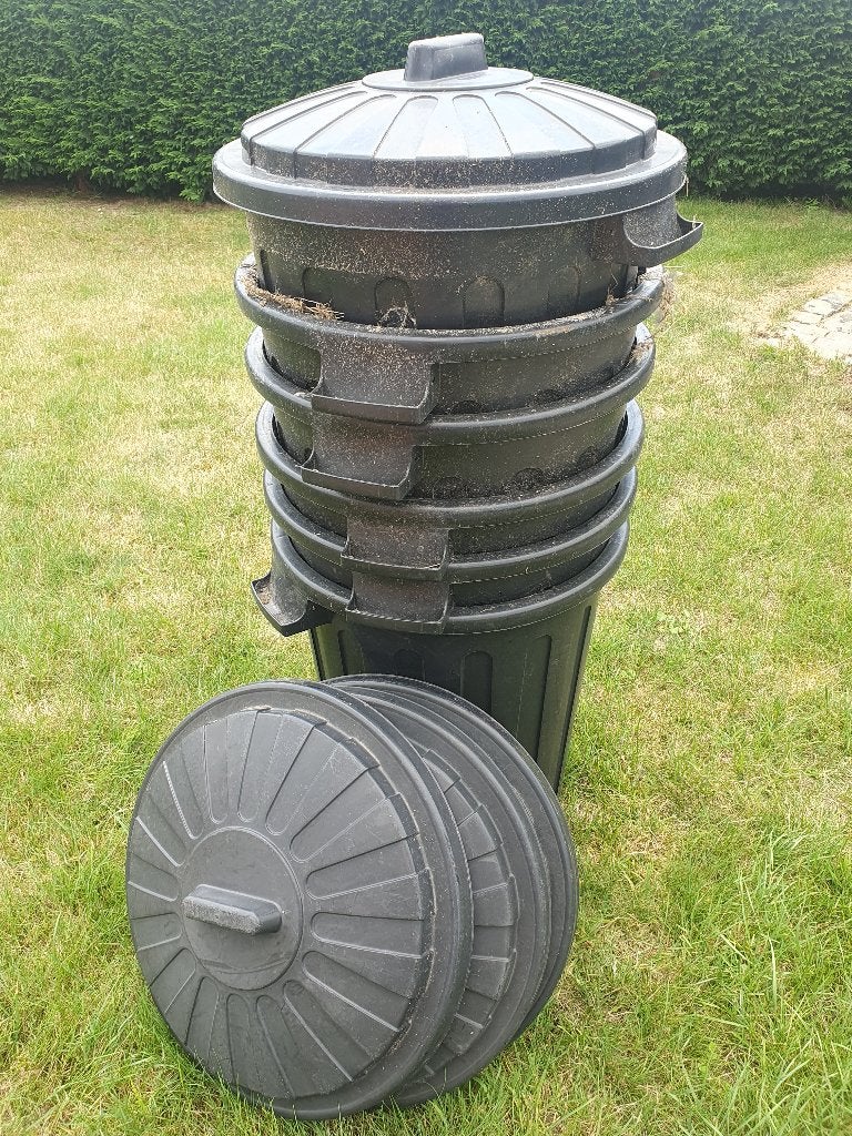 4 stevige zwarte vuilbakken 70 liter – voor tuin, afval, 40 liter of meer, Ophalen, Gebruikt, Kunststof