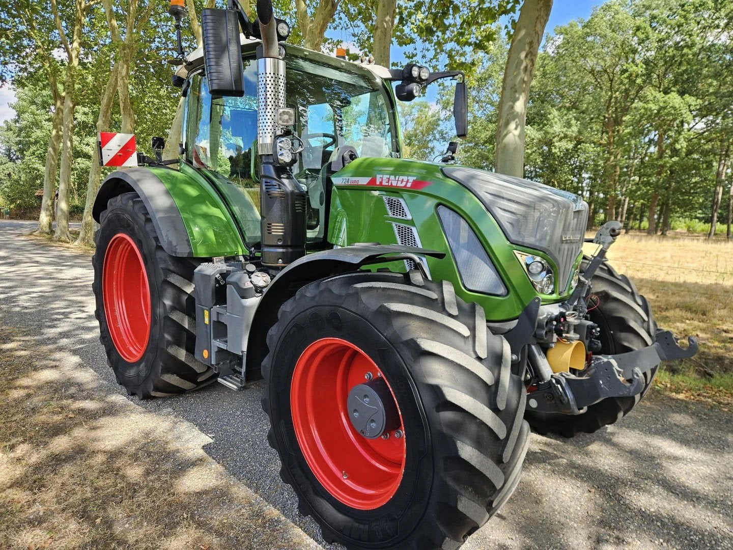 Fendt 724 Gen6 Profi Plus Design Line RTK 193l/min 722 720 7, Info@robluijkx.nl, Utilisé, Fendt, 1
DE