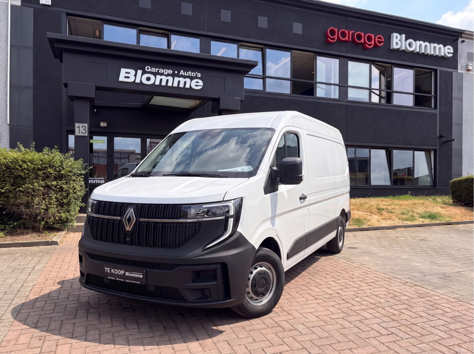 Renault Master T35 2.0 dCi 150 L2H2 Advance inclusief aankle, Voorwielaandrijving, Stof, Gebruikt, 110 kW