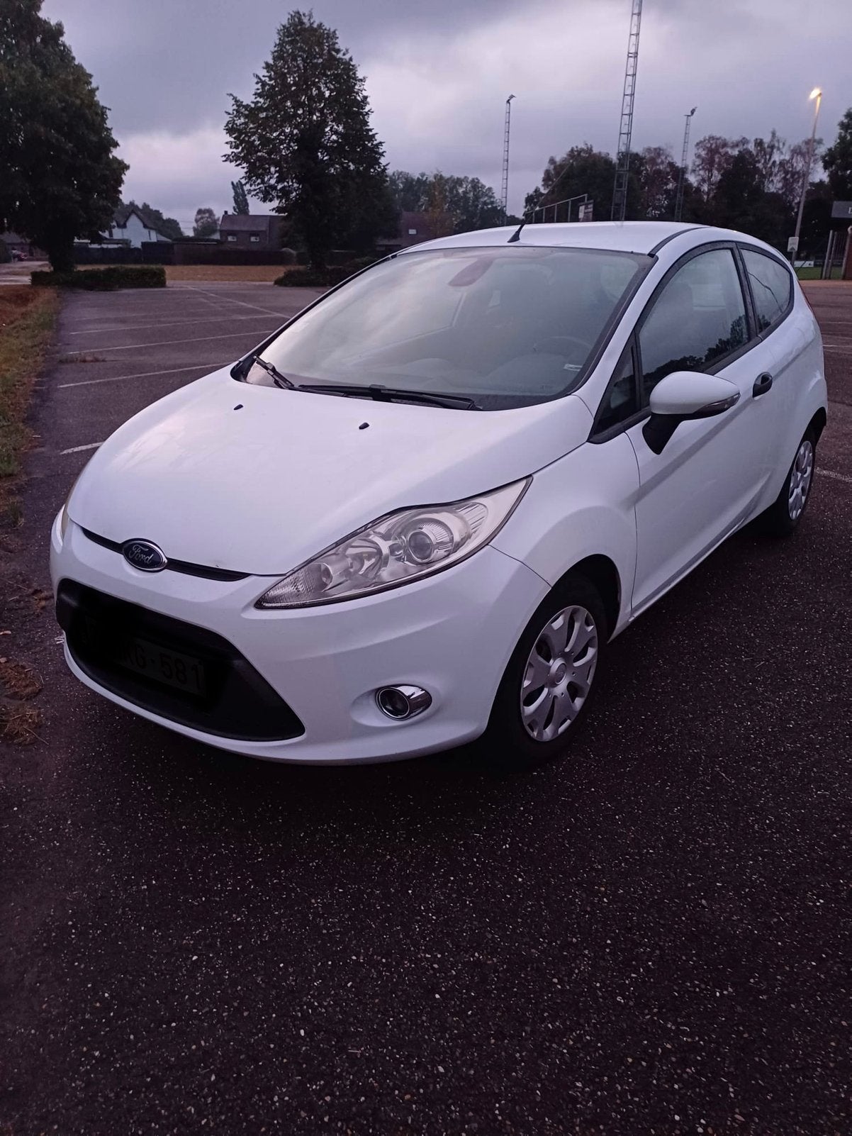 Ford fiesta Trend 1.4 LICHTE VRACHT 159.000KM, Auto's, Ford, Particulier, Diesel, Te koop
