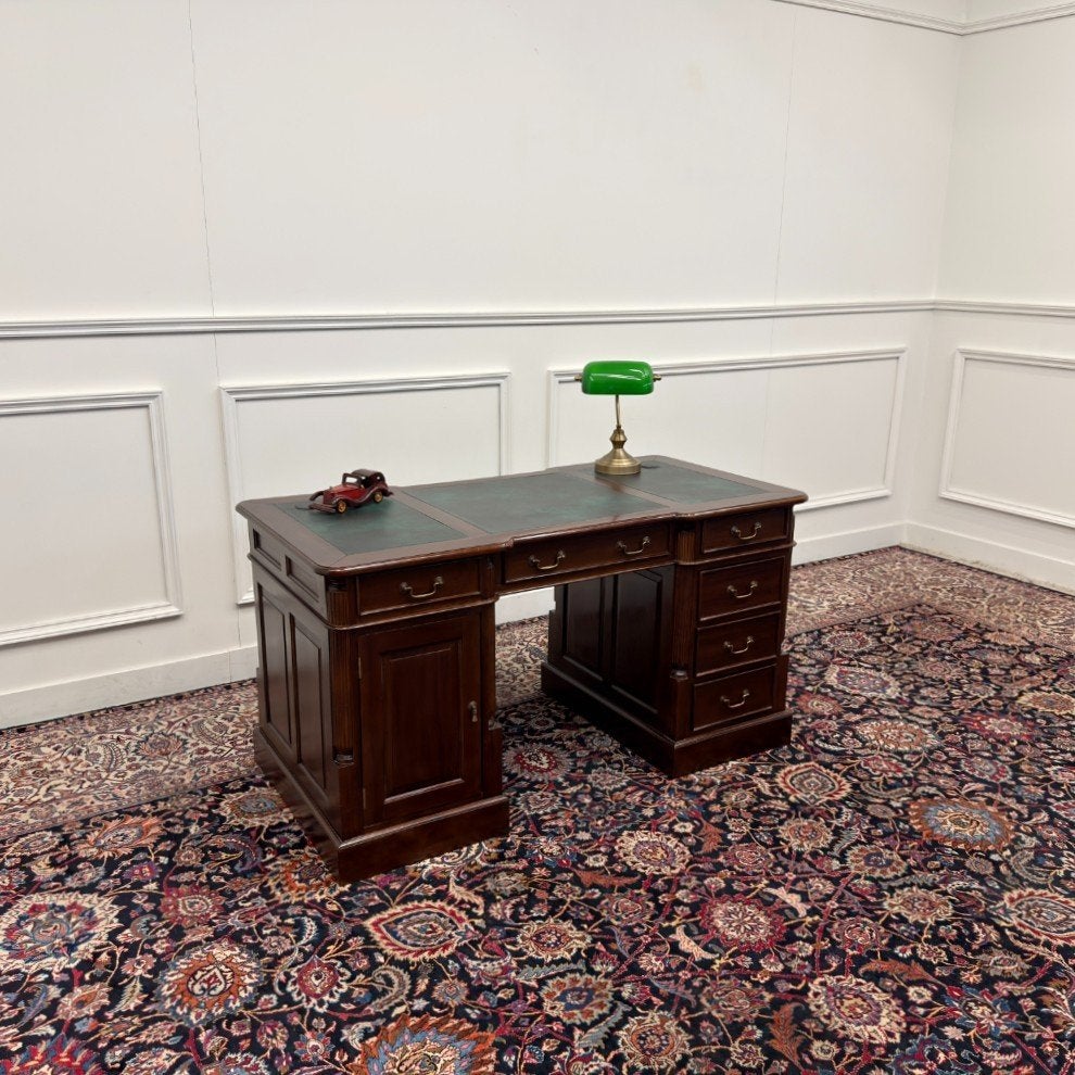 Klassiek Engels Chesterfield Bureau, Enlèvement