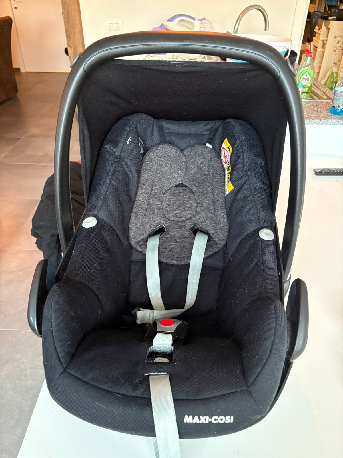 Maxi cosi + isofix, Ophalen, Zo goed als nieuw, Isofix