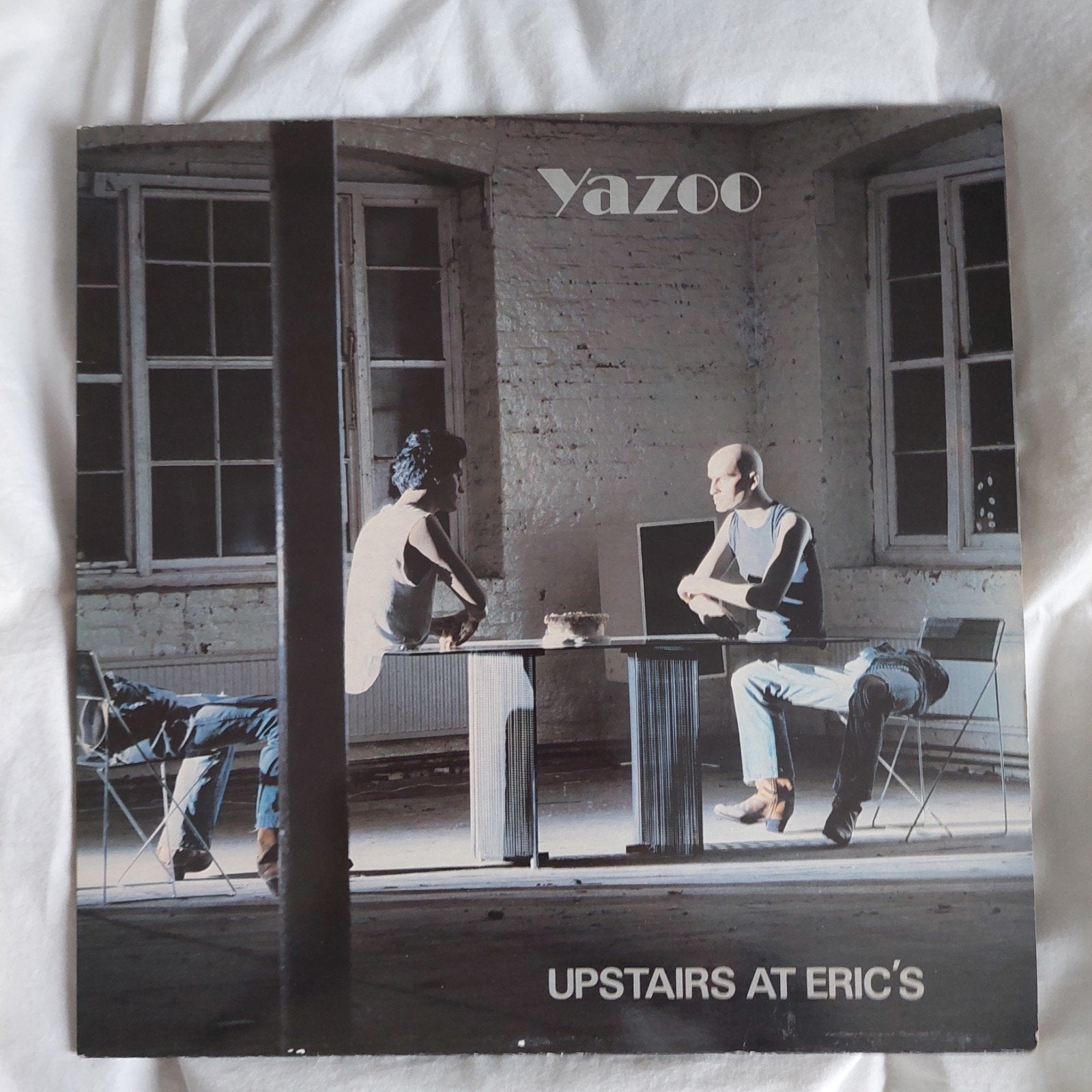 LP  YAZOU  Upstairs at Ericsson  vogue 1982, LP, K-pop, Ophalen of Verzenden, Zo goed als nieuw