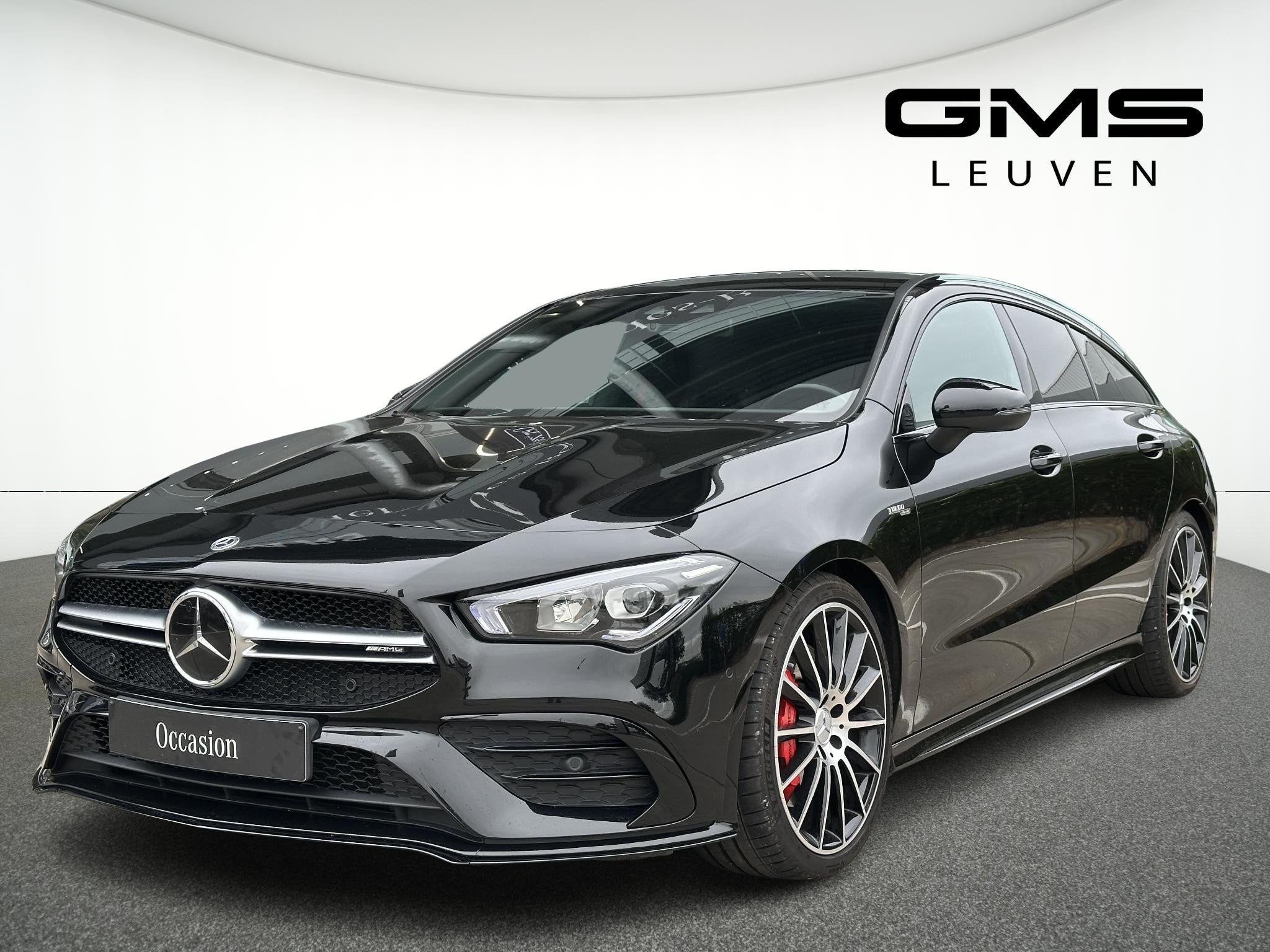 Mercedes-Benz CLA Shooting Brake Mercedes-AMG CLA 35 4MATIC, Auto's, Mercedes-Benz, CLA, Stof, Zwart, 4 cilinders