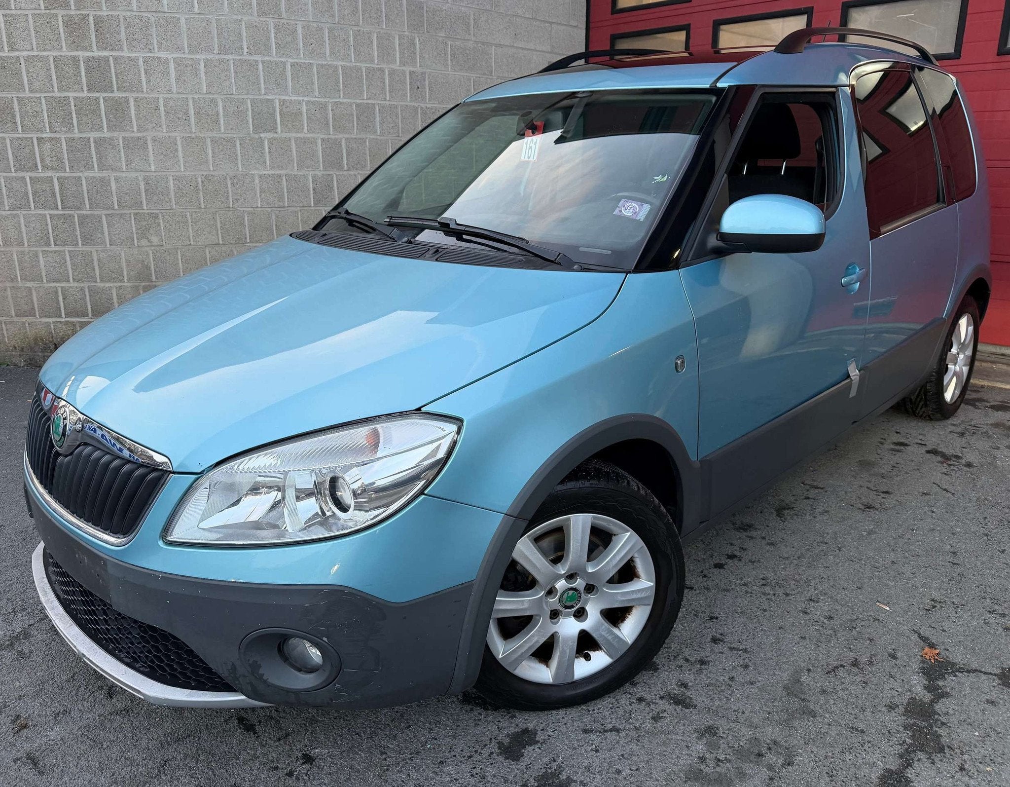 Skoda Roomster 1.6 CR TDi Active DPF + CLIM + PANO, Auto's, Euro 5, Gebruikt, Blauw, Roomster