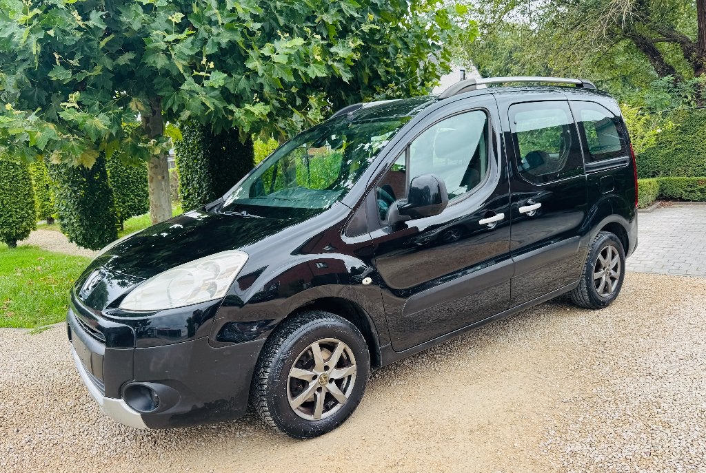 MOOIE PEUGEOT PARTNER TEEPEE 1.6 HDI AIRCO, Auto's, Voorwielaandrijving, Euro 5, Zwart, Bedrijf
