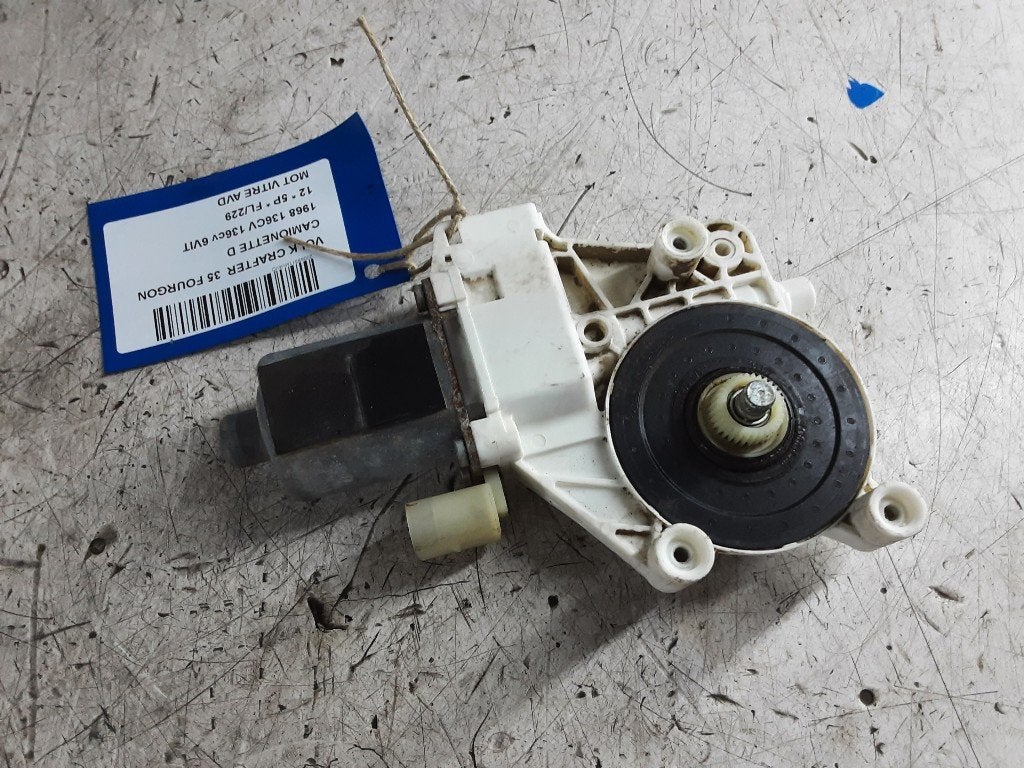 MOTEUR LEVE VITRE ELECTRIQUE AVANT DROIT Volkswagen Crafter, Autos : Pièces & Accessoires, Volkswagen, Volkswagen AG, Utilisé