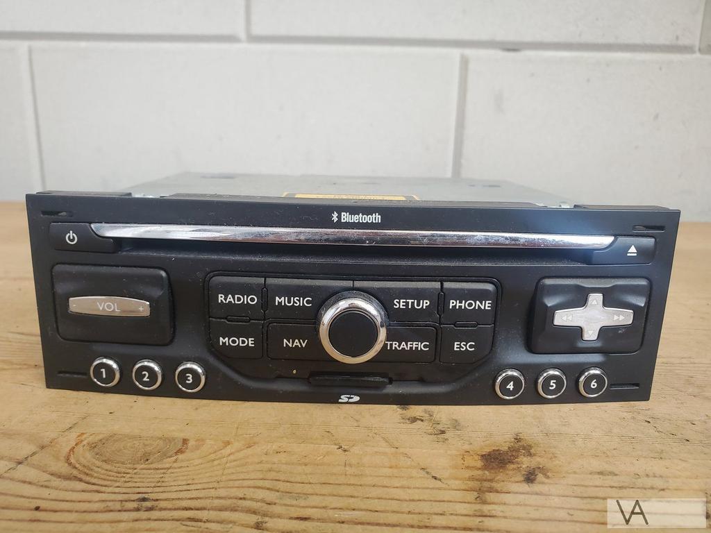 Citroen C3 DS3 Peugeot 3008 5008 radio navigatie RNEG €100, Auto-onderdelen, Gebruikt, -, Ophalen of Verzenden, -