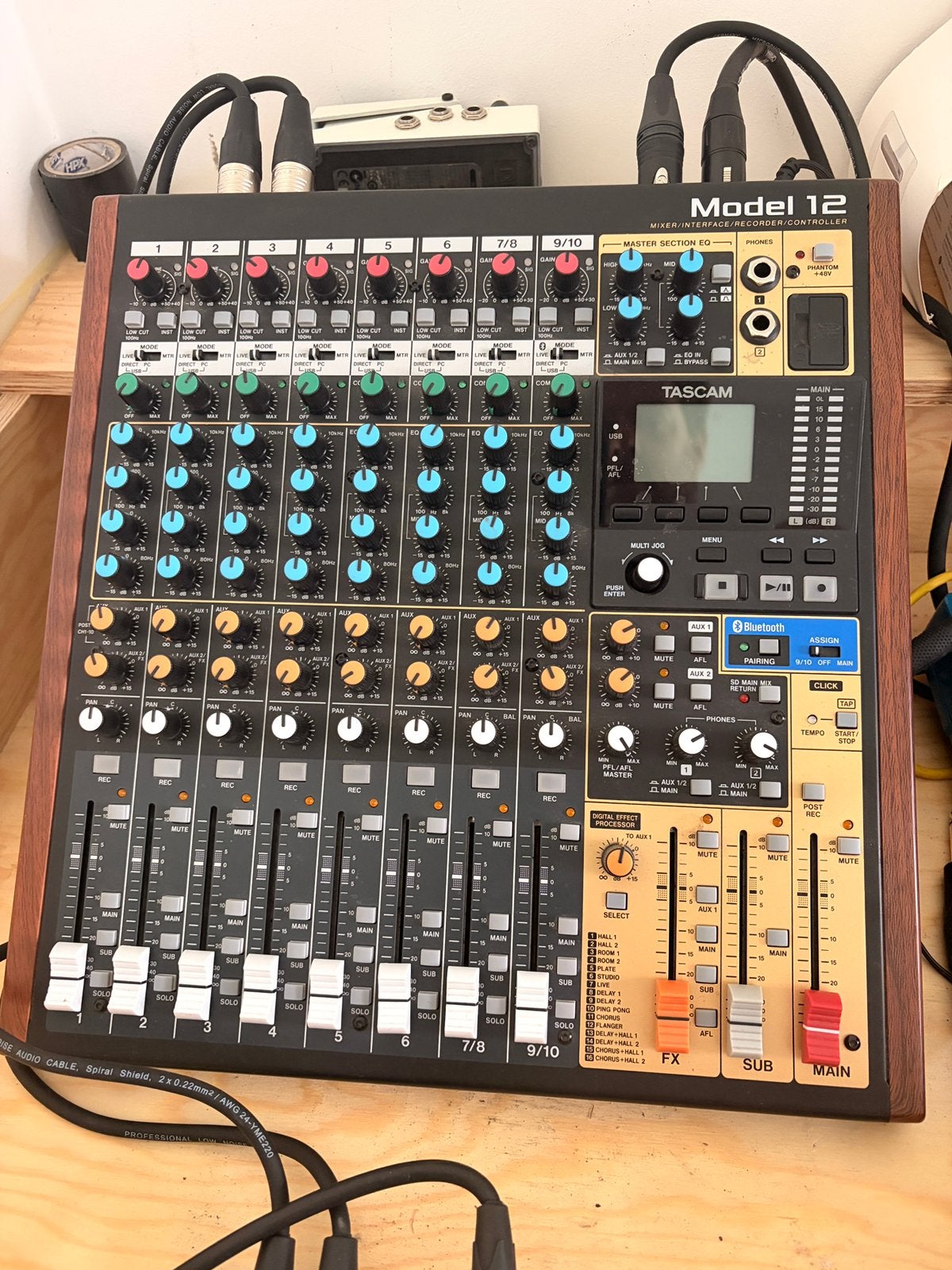 Tascam Model 12 – État impeccable – 2021, Musique & Instruments, Enlèvement, Comme neuf