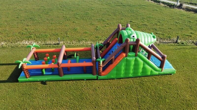Obstakelbaan Croco Run te huur - springkasteel huren, Envoi