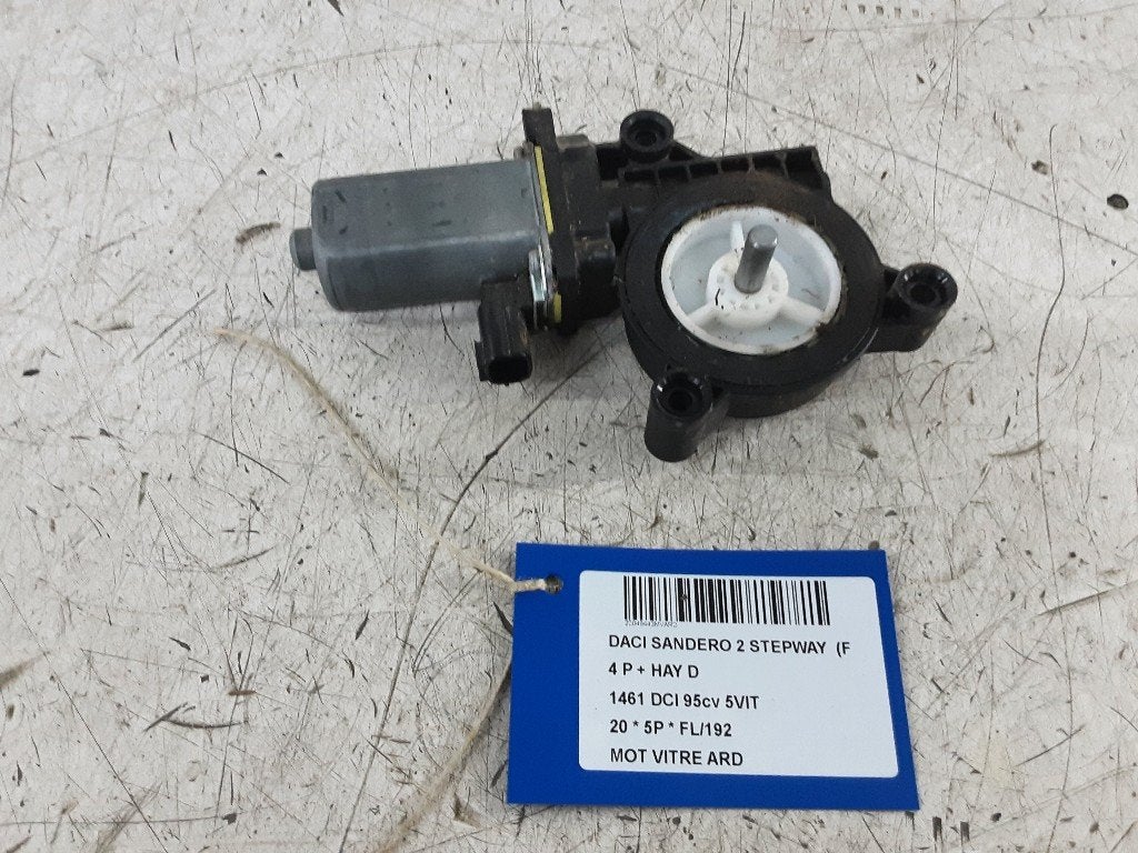 MOTEUR LEVE VITRE ELECTRIQUE ARRIÈRE DROIT Sandero II, Dacia, Mevr. I. Hauben, Utilisé, Arrière