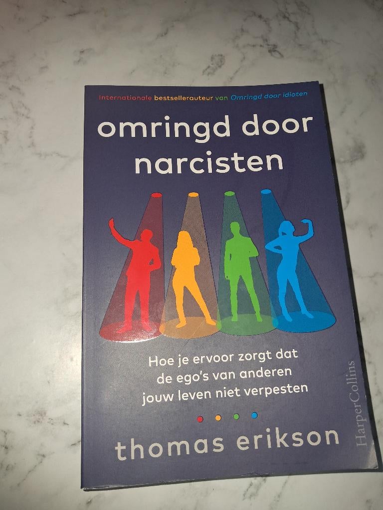 Omringd door narcisten - Thomas Erikson, Livres, Psychologie, Neuf, Thomas Erikson, Psychologie de la personnalité, Enlèvement ou Envoi