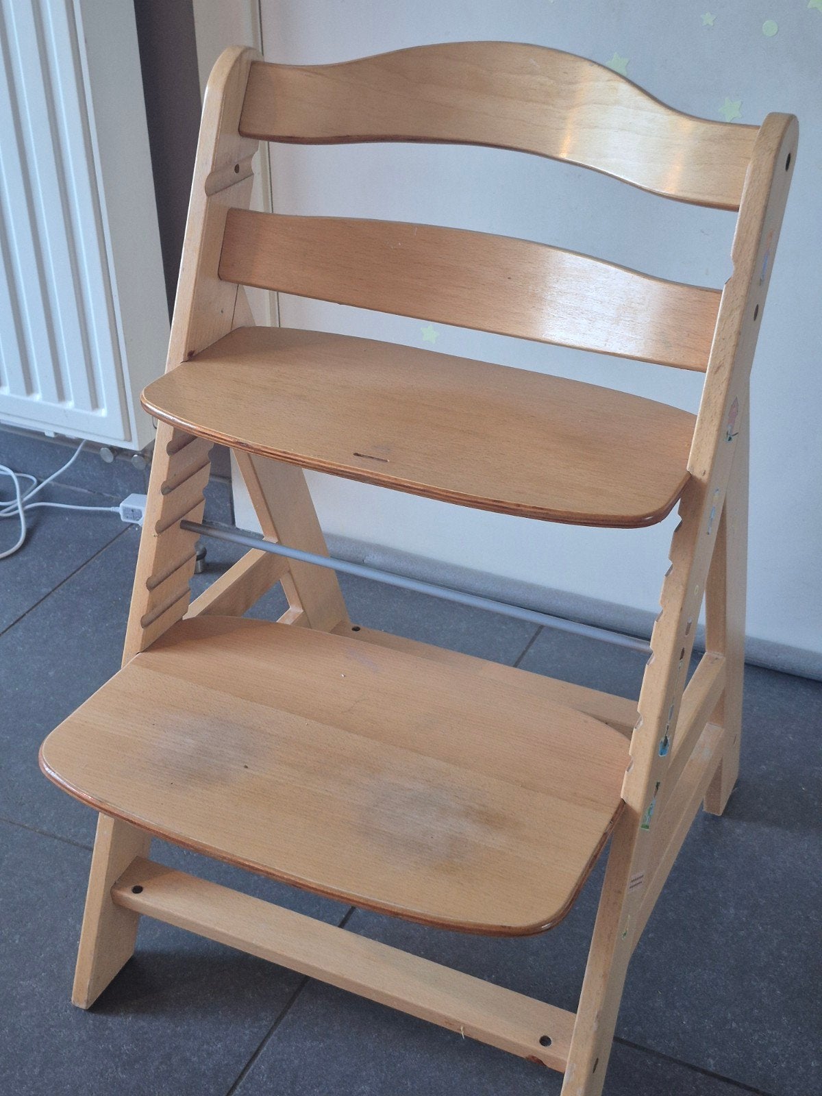 Hauck houten meegroeistoel + eetblad + baby-inzet, Kinderen en Baby's, Kinderstoelen, Ophalen, Meegroeistoel, Afneembaar eetblad