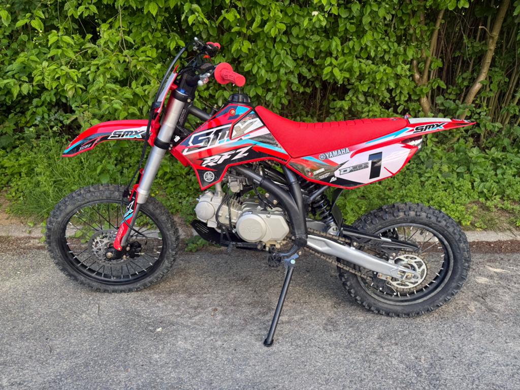 Crossmotor Enduro 125cc 2026, Fietsen en Brommers, Minibikes, Midibikes en Pitbikes, Zo goed als nieuw, Dirtbike, Schijfrem, Ophalen