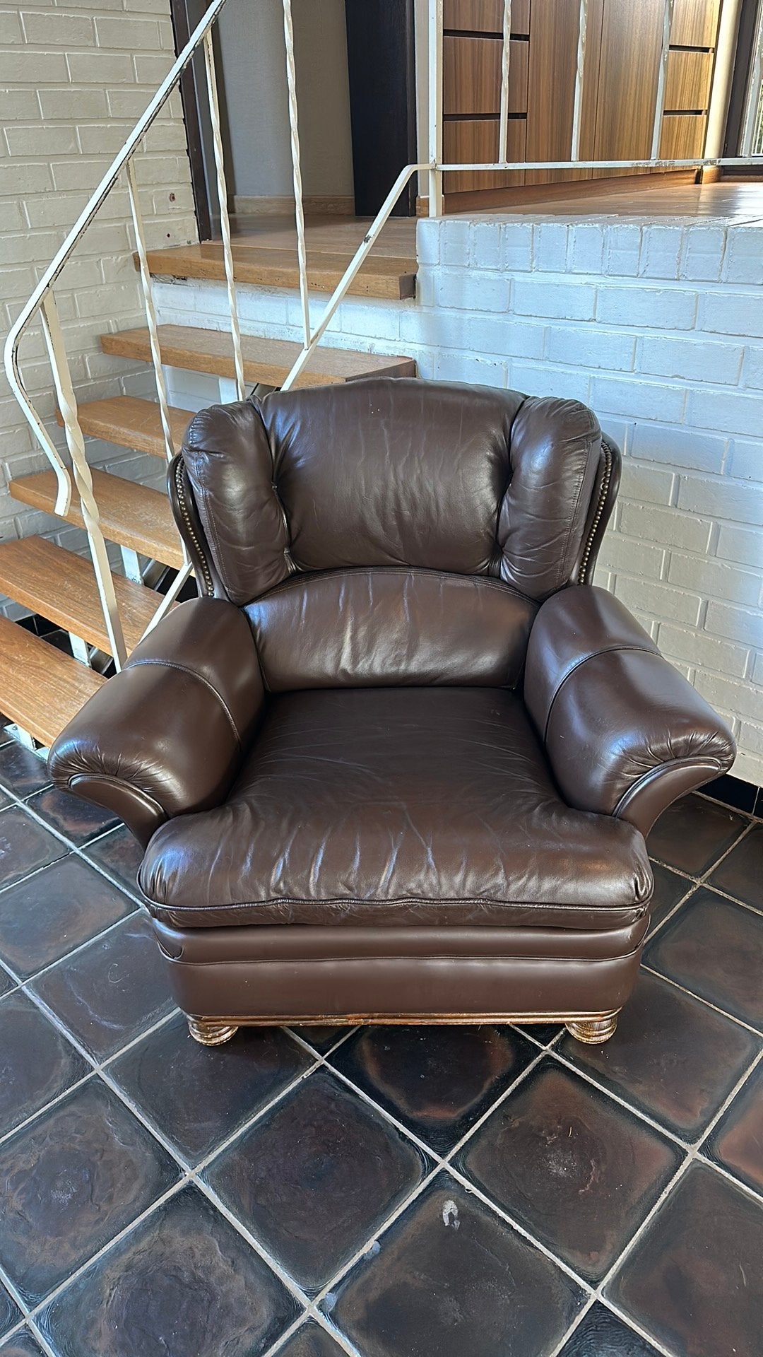 Fauteuil vintage en cuir marron foncé, 75 à 100 cm, Comme neuf, Enlèvement, Cuir