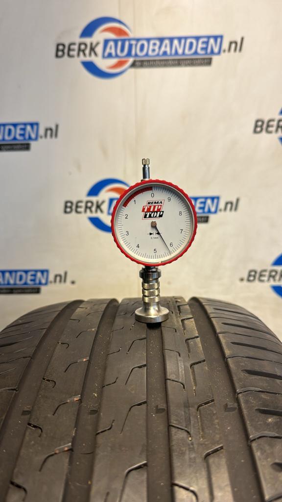 2x Continental EcoContact 6 VOL (DEMO) 235/55 R19 105V XL 23, Auto-onderdelen, Banden en Velgen, 19 inch, Gebruikt, -, -