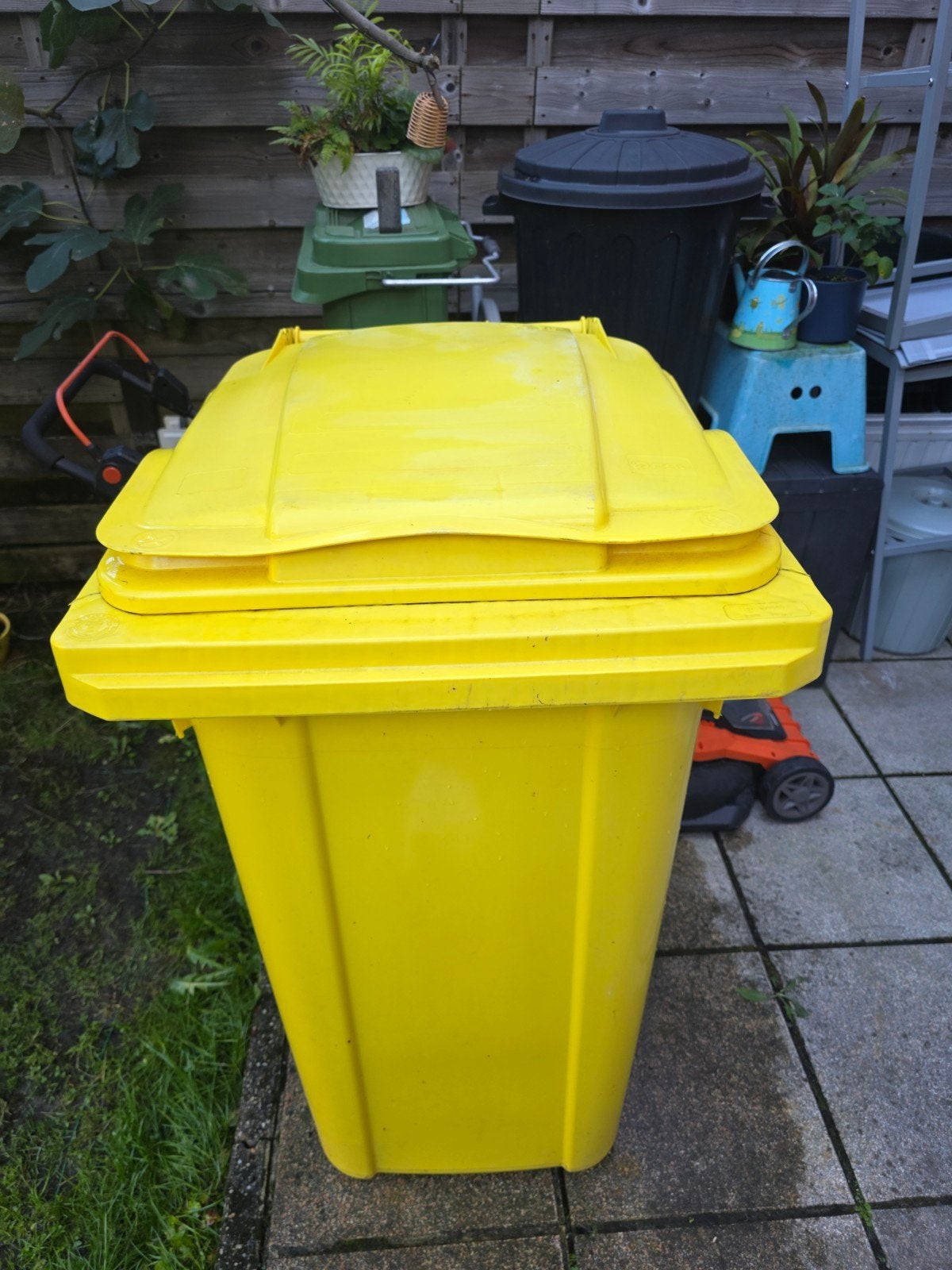gele afval container, Ophalen, Zo goed als nieuw, Kunststof