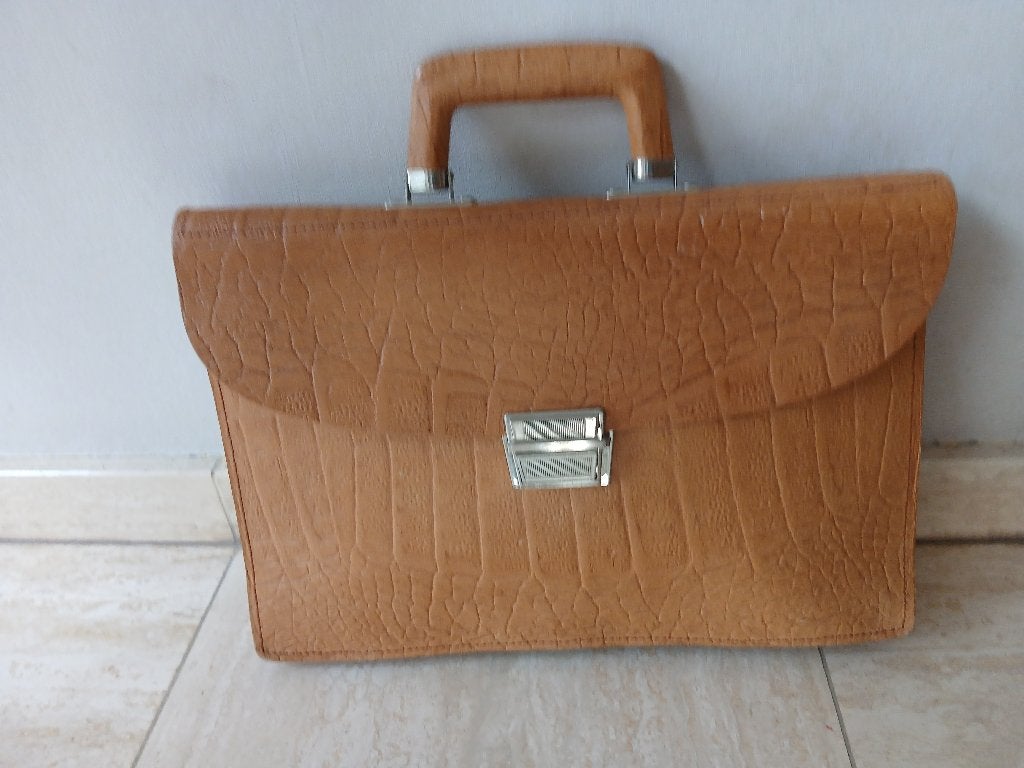 boekentas uit leder cognac kleur., Ophalen, Zo goed als nieuw, Leer