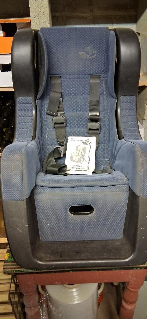 A DONNER. Siège de bébé pour voiture, Enfants & Bébés, Sièges auto, Autres marques, Ceinture de sécurité, Protection latérale