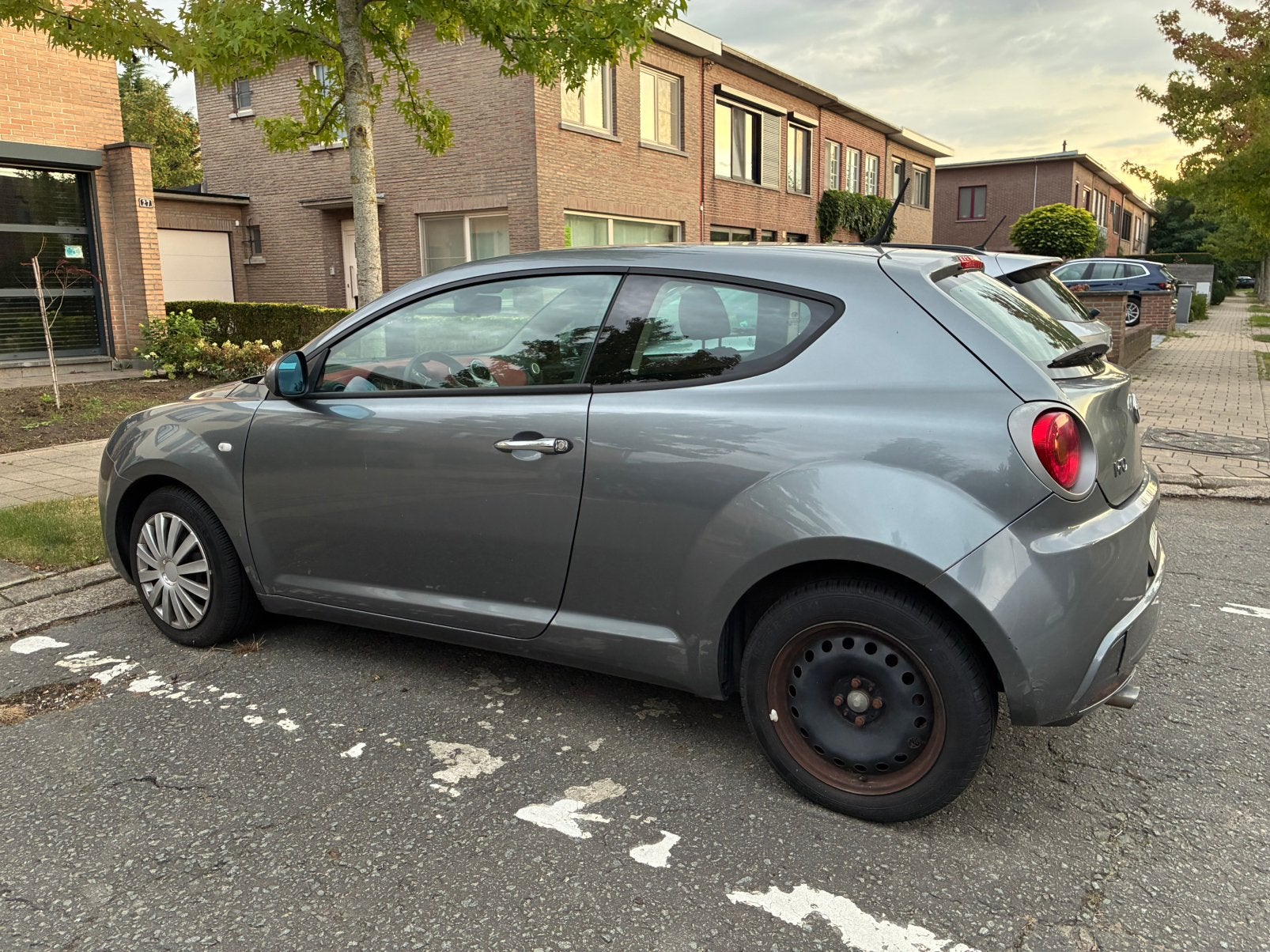 Alfa Romeo Mito benzine, Autos, Argent ou Gris, Achat, 4 portes, Particulier