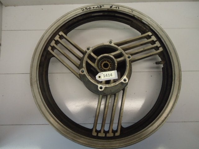 Velg D1-33574, Motoren