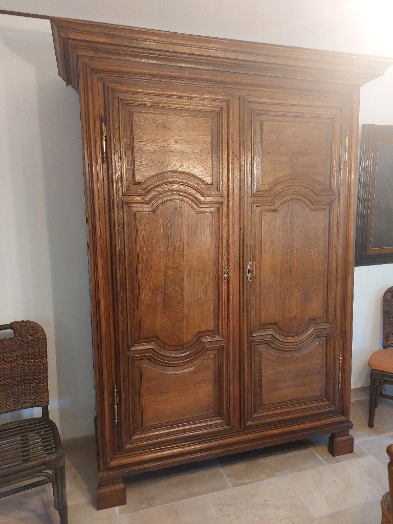 Armoire en chêne massif, Enlèvement