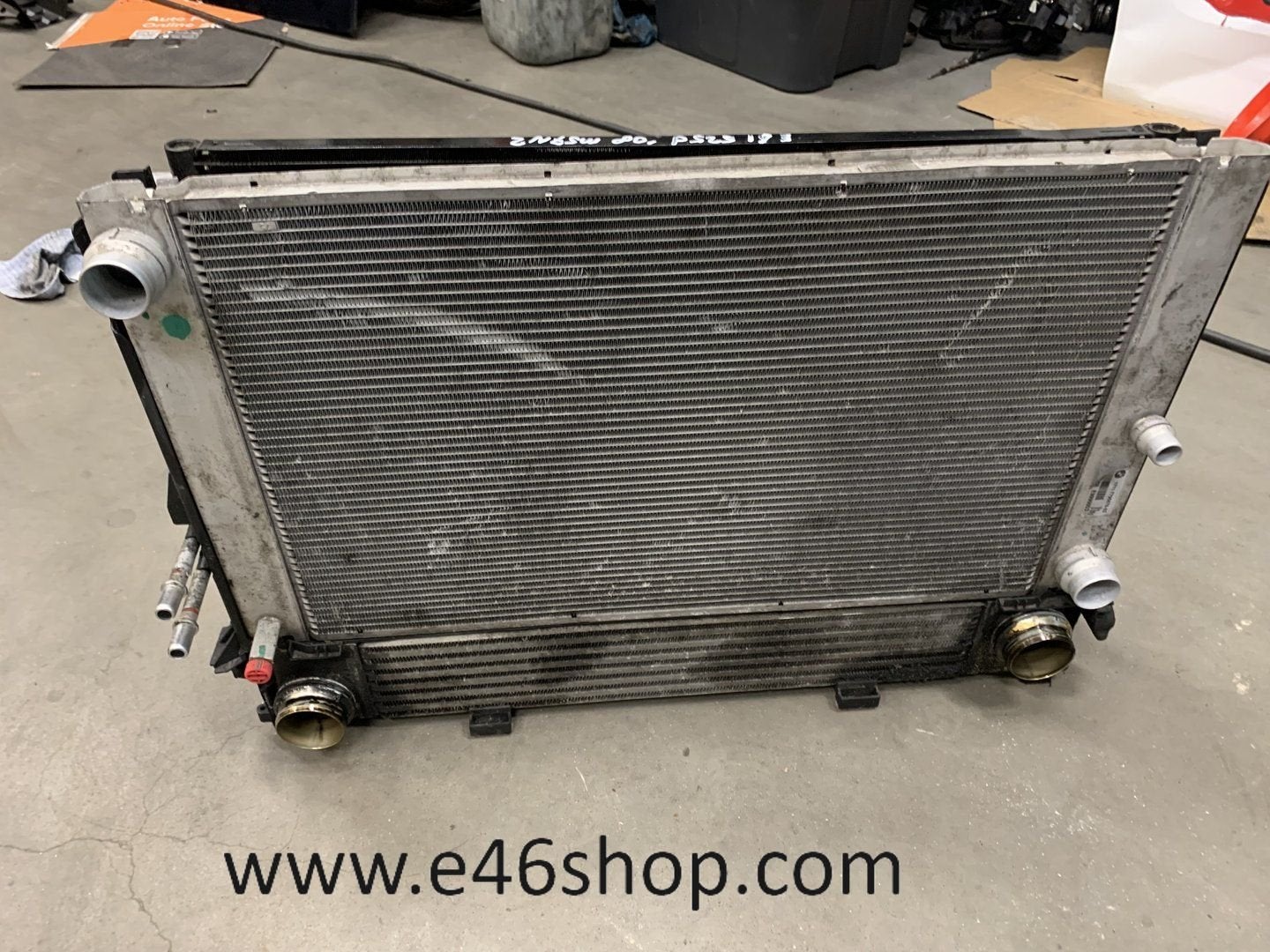 RADIATEUR COMPLEET KOELPAKKET BMW E60 E61 525D 2008, -, Utilisé, -, Enlèvement ou Envoi