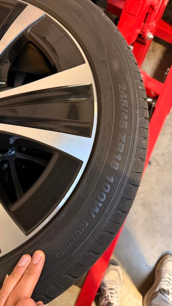 Mercedes e klasse velgen breedset, Ophalen, 18 inch, Velg(en)