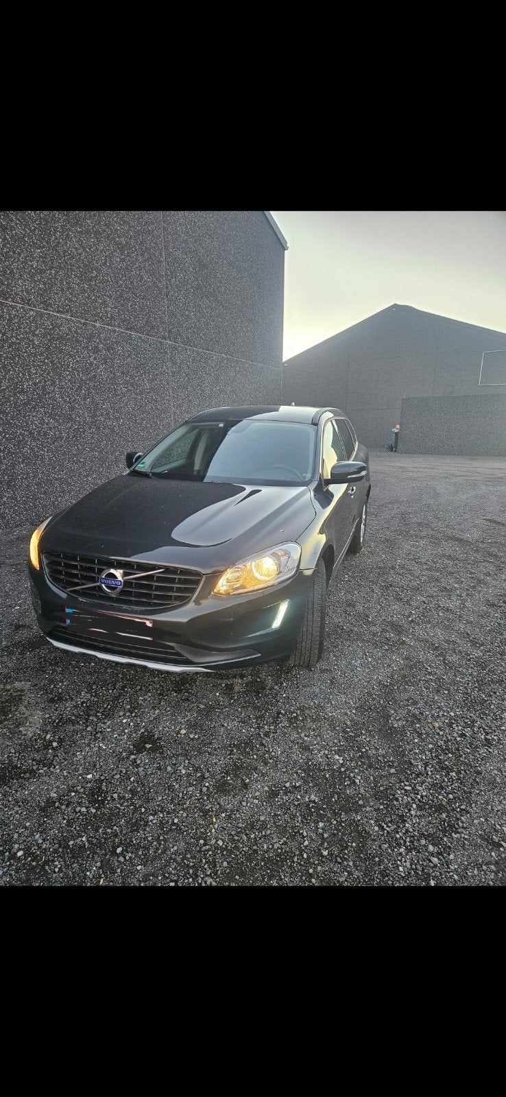 volvo XC60 D3  12/2015, Autos, Argent ou Gris, 1800 kg, Automatique, Particulier