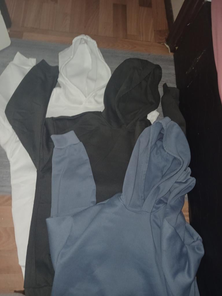 3 HOODIES SET, Ophalen