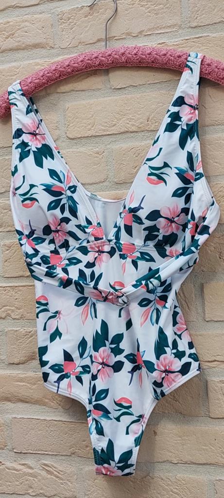 Badpak maat l shein, Kleding | Dames, Badmode en Zwemkleding, Overige kleuren, Badpak, Ophalen of Verzenden, Zo goed als nieuw
