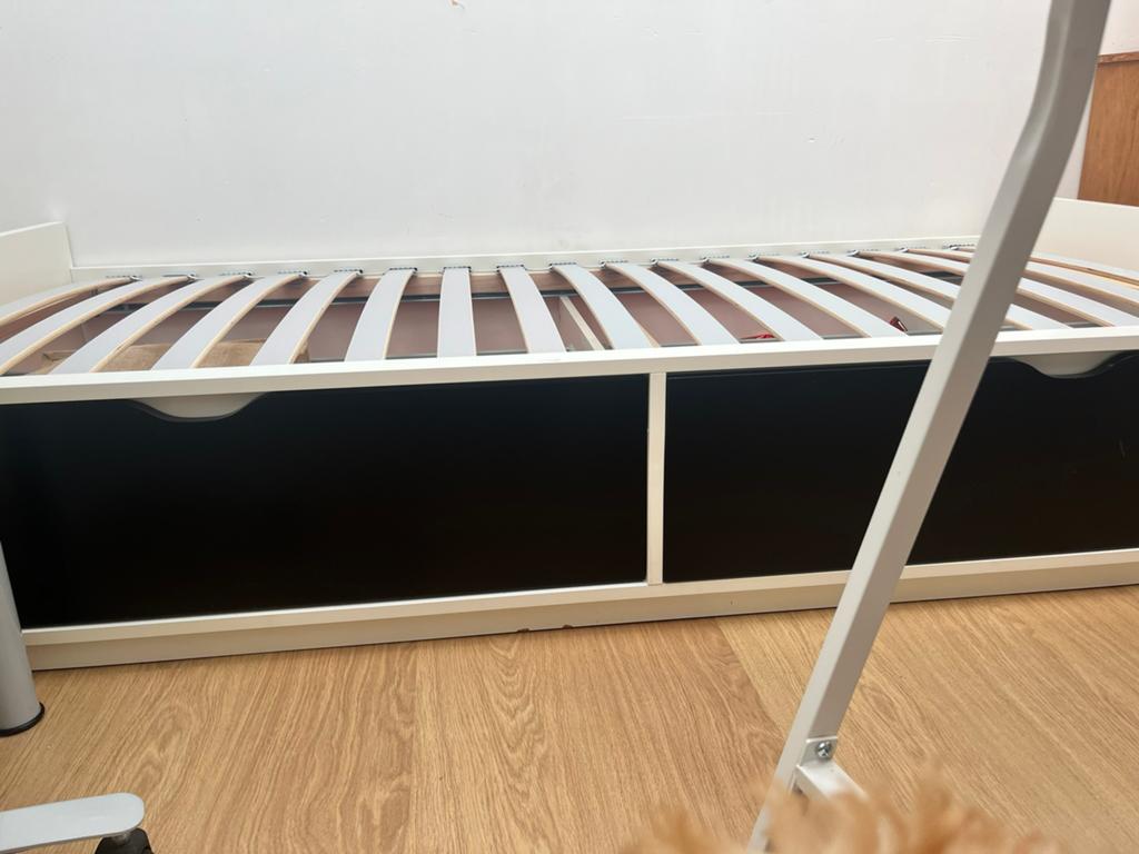 Eenpersoonsbed met 2 lades, Ophalen, Gebruikt, 90 cm, Eenpersoons