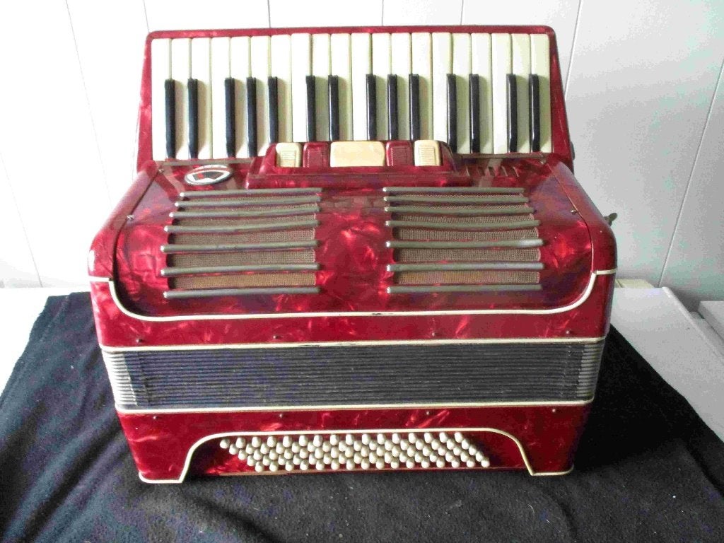 Accordeons  Mirandelli + Marinelli, Musique & Instruments, Enlèvement ou Envoi, Utilisé, Accordéon à touches, Avec valise