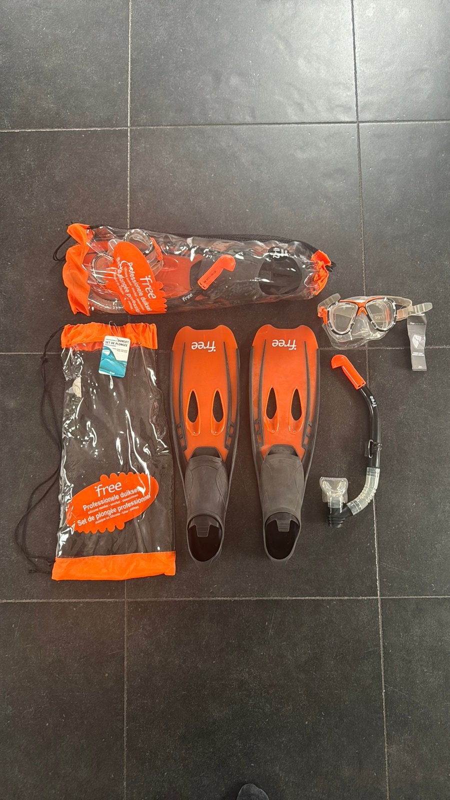 2x Kits de plongée / snorkeling professionnel – État neuf, Enlèvement, Comme neuf