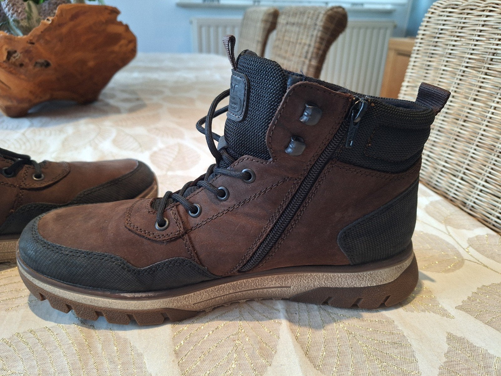 Rieker herenschoenen maat 44 in nieuwstaat, Bruin, Boots, Ophalen of Verzenden, Zo goed als nieuw