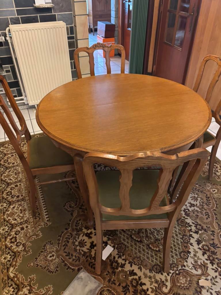 Eetplaats tafel 4 stoelen dressoir  en bar kast, Antiek en Kunst, Ophalen
