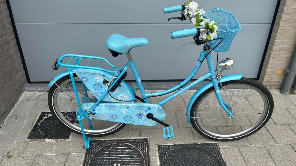 Meisjesfiets 24 inch – lichtblauw met mandje, Enlèvement, Utilisé, Frein à main, Frein sur jante