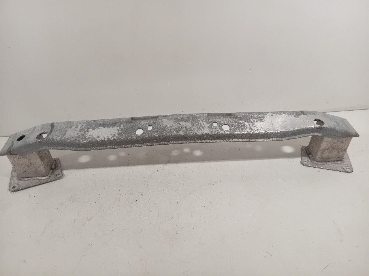 Bumperbalk achter Opel Astra, Onderdelen@venauto.nl, Van der Ven Autorecycling B.V., Ettenseweg 76, 4706 PB Roosendaal, The Netherlands