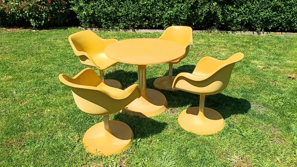 Vintage Tulip glasvezel tuinset Knoll/Saarinen stijl., Enlèvement
