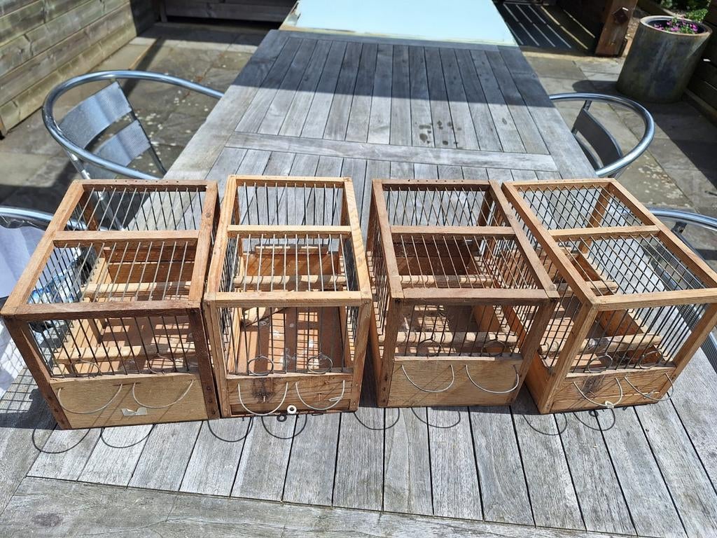 4 vinkenkooitjes, Enlèvement, Comme neuf, Bois, Cage à oiseaux