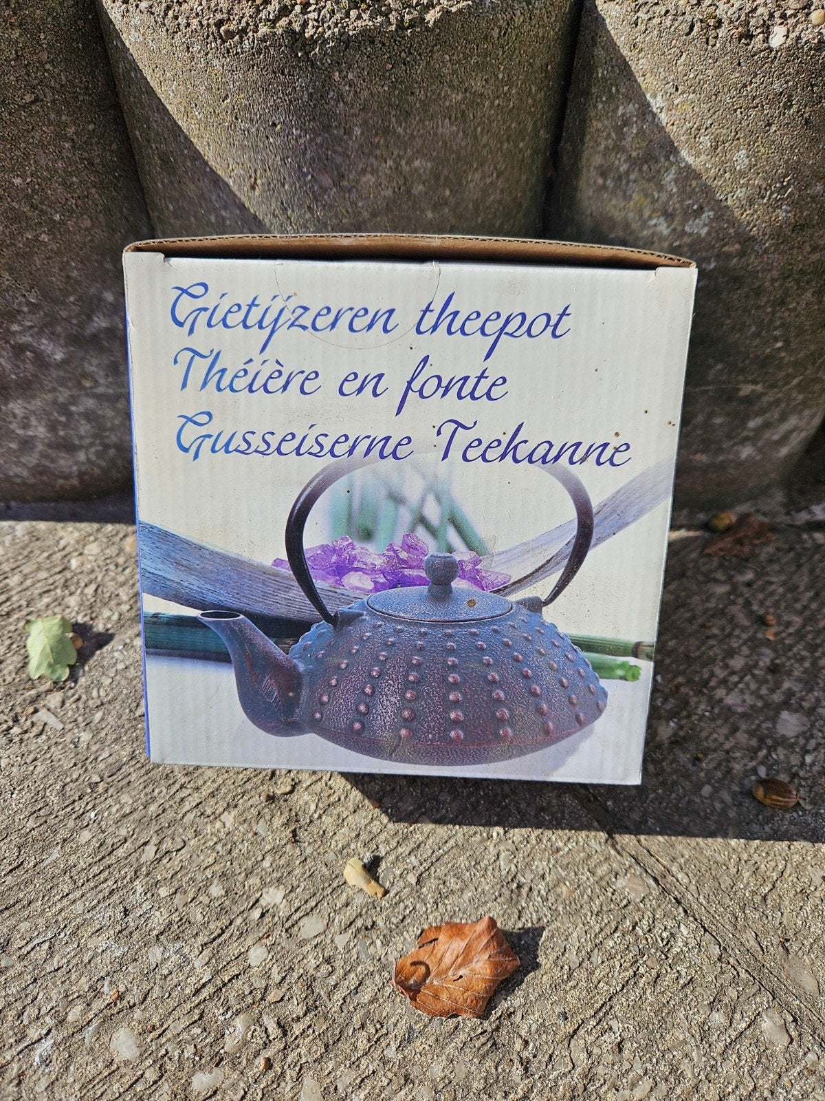 Gietijzeren theepot, Ophalen