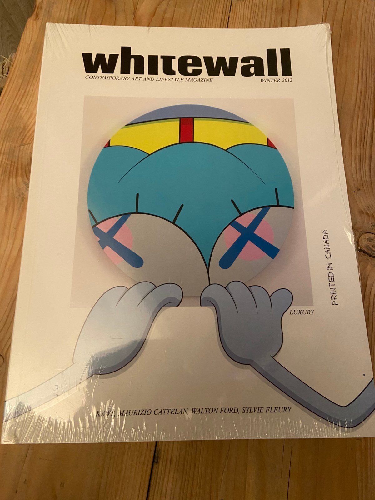 Kaws whitewall magazine, Ophalen of Verzenden, Zo goed als nieuw